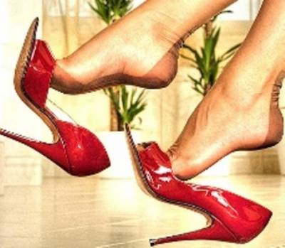 Мифы и факты о вреде каблука. Как правильно выбрать обувь, чтобы потом не расплатиться здоровьем за красоту.